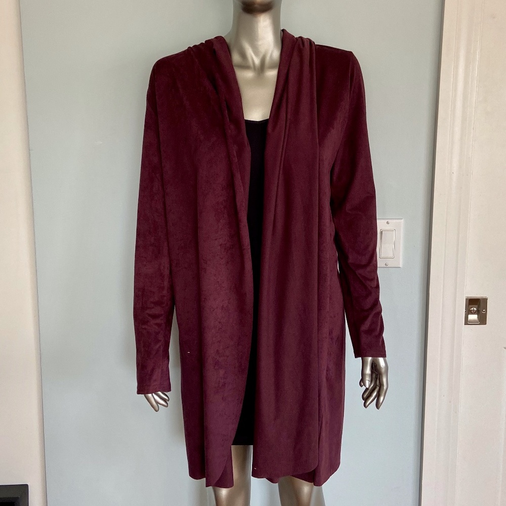 Viereck Cusp Sweater